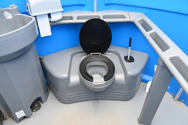 Porta potty delivery and setup in Hampton, VA